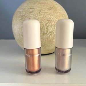 I’m selling unused rem beauty highlights.